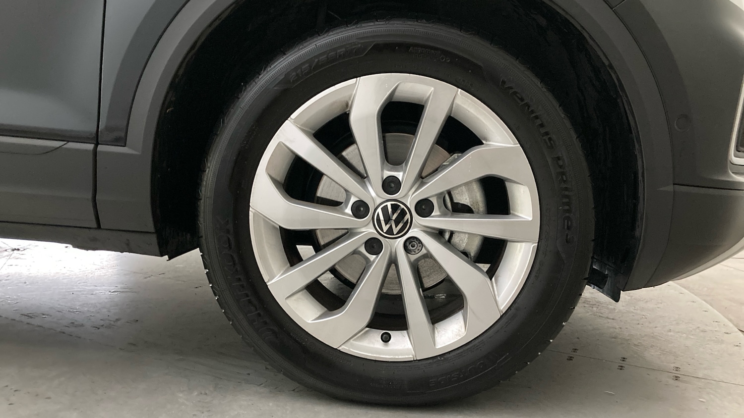 Used Volkswagen T-Roc 2025 for sale - 76863717: Photo 5