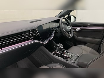 Used Volkswagen Touareg 2026 for sale - 79299636: Photo