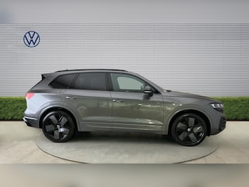 Used Volkswagen Touareg 2026 for sale - 79299636: Photo