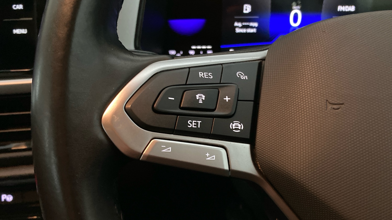 Used Volkswagen T-Roc 2022 for sale - 76694178: Photo 17