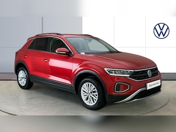 Used Volkswagen T-Roc 2022 for sale - 76694178: Photo