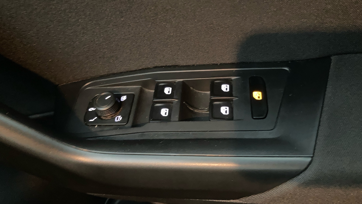 Used Volkswagen T-Roc 2022 for sale - 76694178: Photo 31