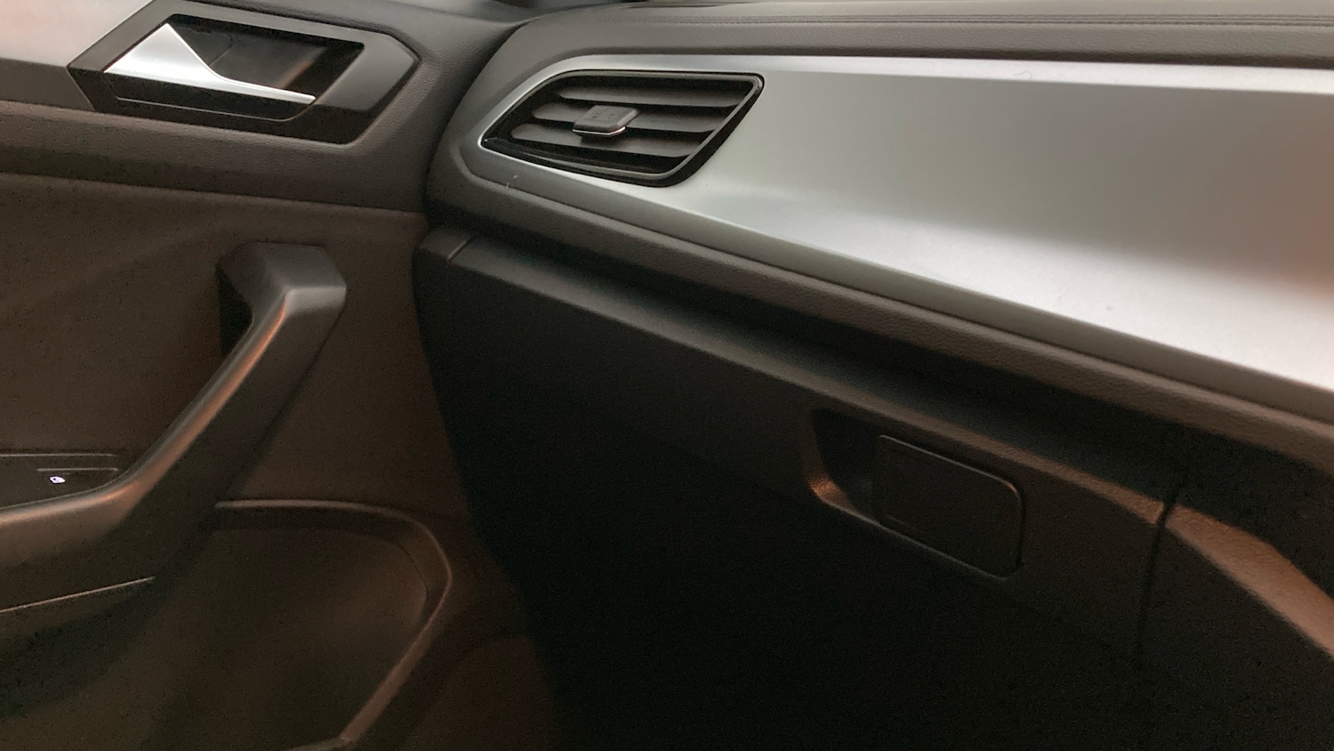 Used Volkswagen T-Roc 2022 for sale - 76694178: Photo 33