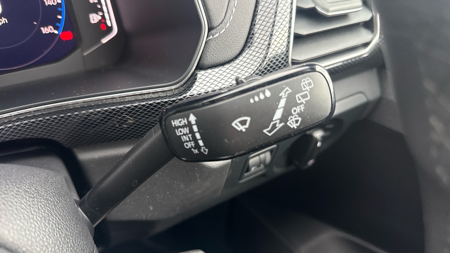 Used Volkswagen T-Cross 2025 for sale - 77323815: Photo 24