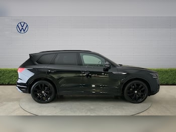 Used Volkswagen Touareg 2023 for sale - 78903790: Photo