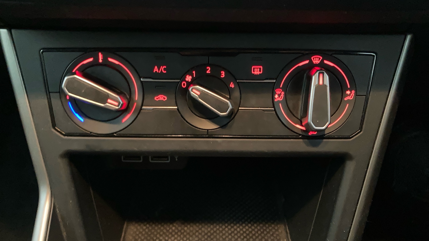 Used Volkswagen Polo 2020 for sale - 76384215: Photo 13