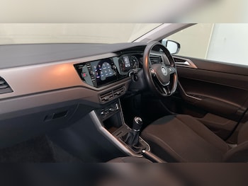 Used Volkswagen Polo 2020 for sale - 76384215: Photo