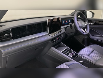 Used Volkswagen Touran 2025 for sale - 76070021: Photo
