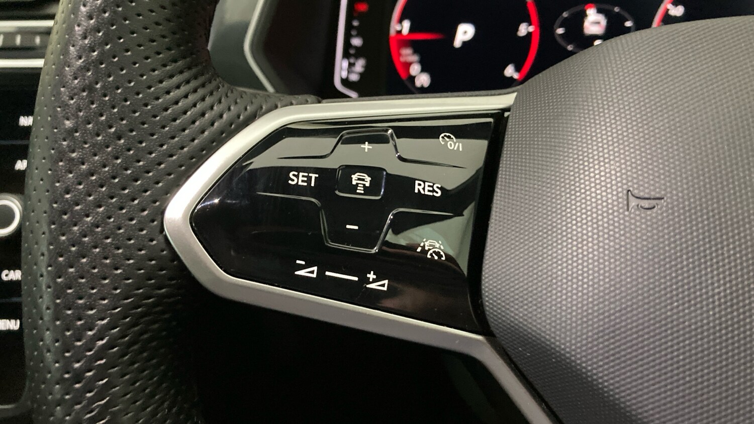 Used Volkswagen Tiguan 2022 for sale - 78152901: Photo 17