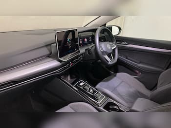 Used Volkswagen Golf 2026 for sale - 79330105: Photo