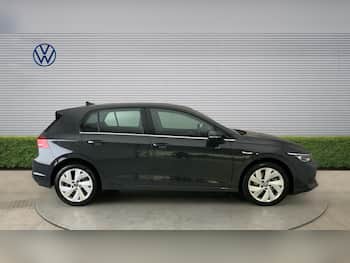 Used Volkswagen Golf 2026 for sale - 79330105: Photo