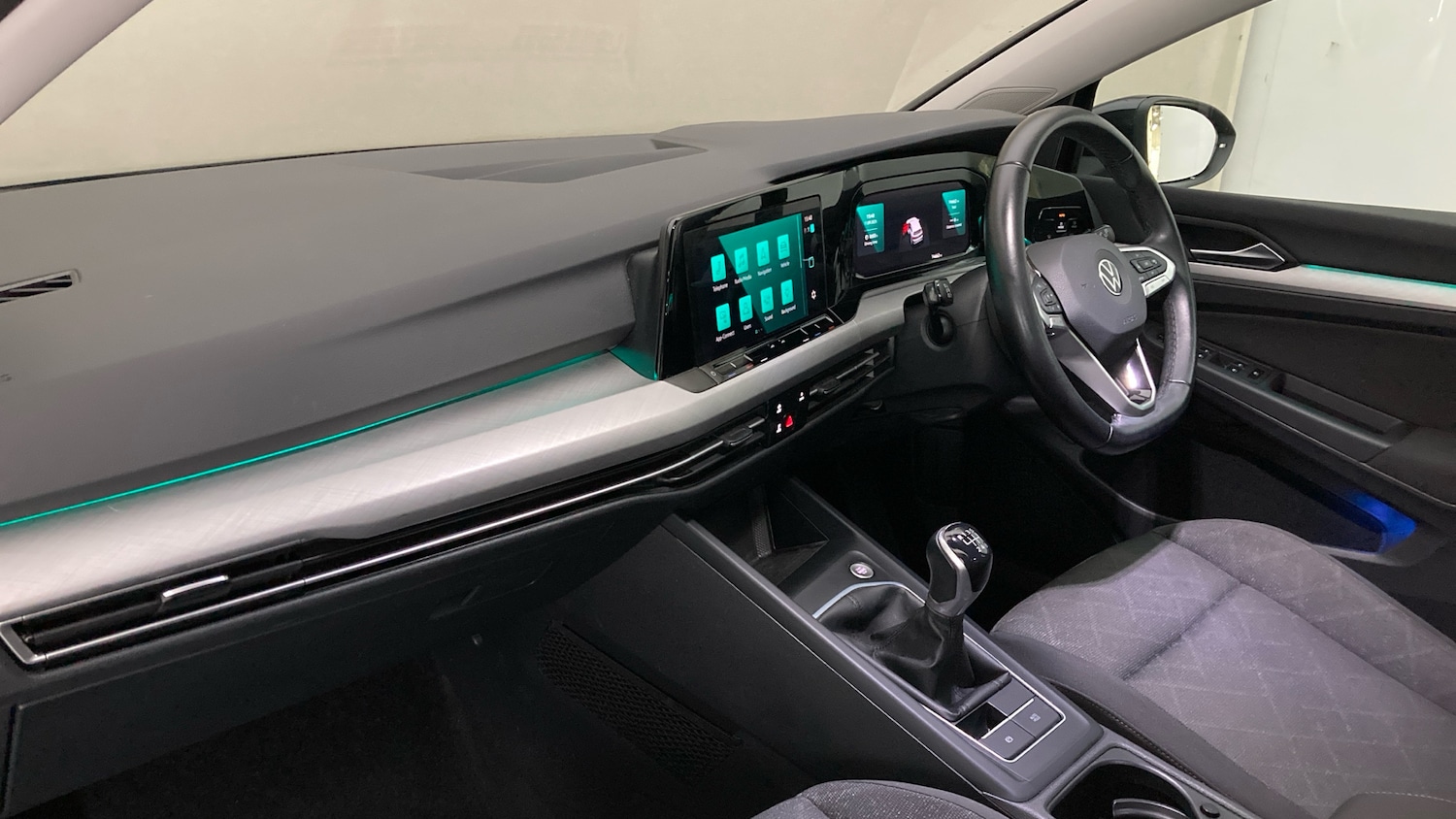 Used Volkswagen Golf 2021 for sale - 76022838: Photo 2
