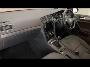 Used Volkswagen Golf 2018 for sale - 75064505: Photo