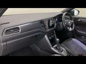 Used Volkswagen T-Roc 2021 for sale - 74869212: Photo