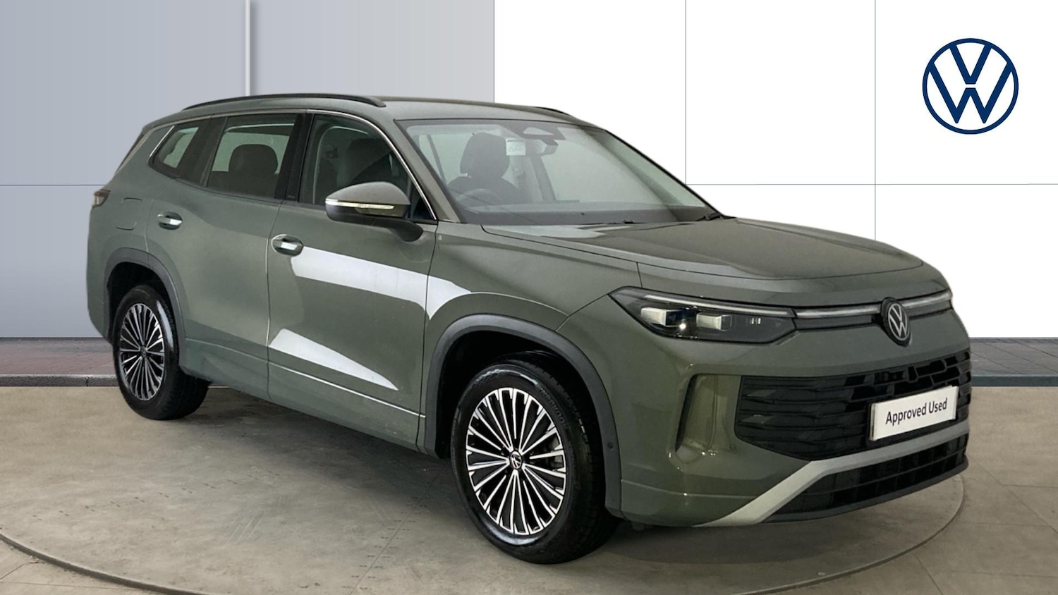 Used Volkswagen Touran 2025 for sale - 77652947: Photo 1