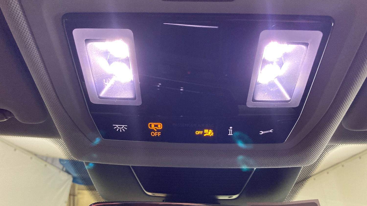 Used Volkswagen Touran 2025 for sale - 77652947: Photo 32