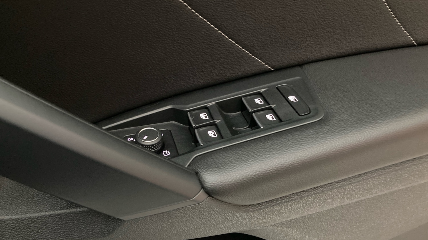 Used Volkswagen Tiguan 2022 for sale - 76779275: Photo 32