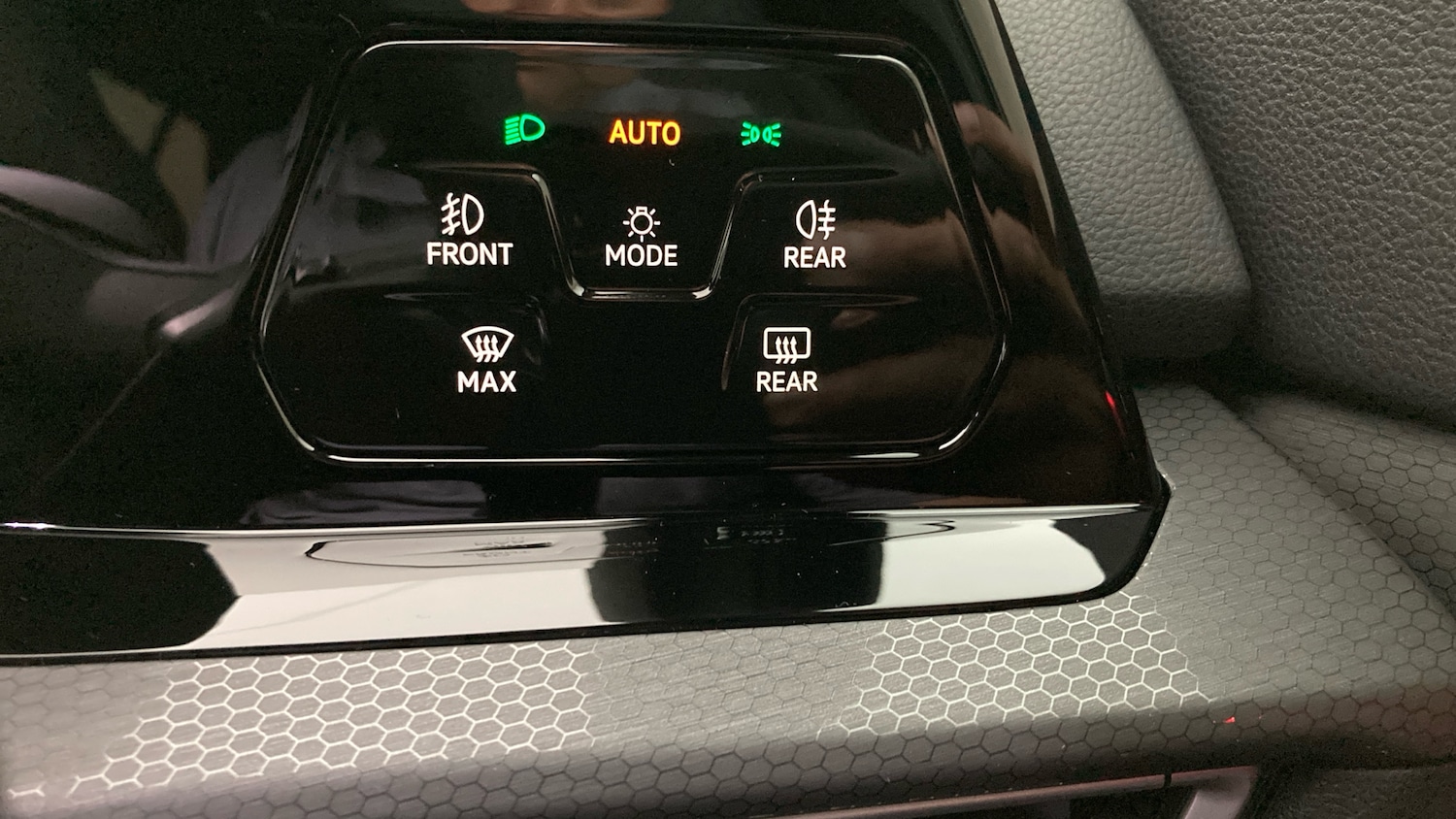 Used Volkswagen Golf 2025 for sale - 76063676: Photo 31
