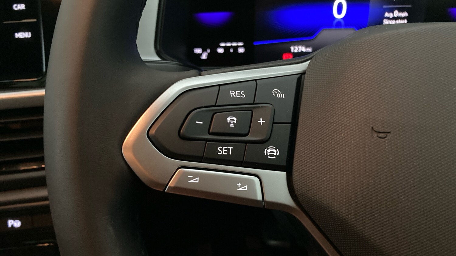 Used Volkswagen T-Roc 2025 for sale - 76234579: Photo 17