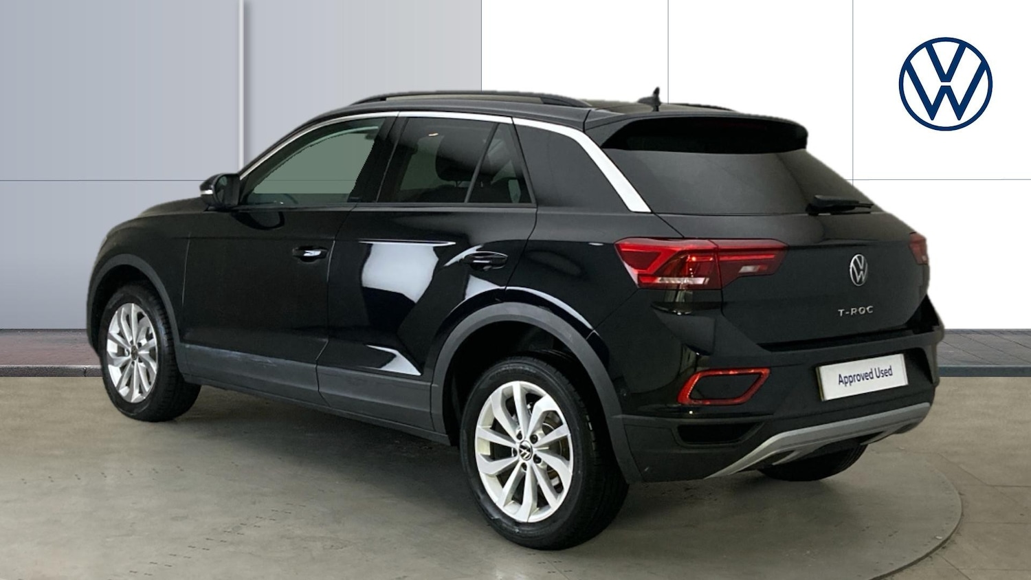 Used Volkswagen T-Roc 2025 for sale - 76234579: Photo 3