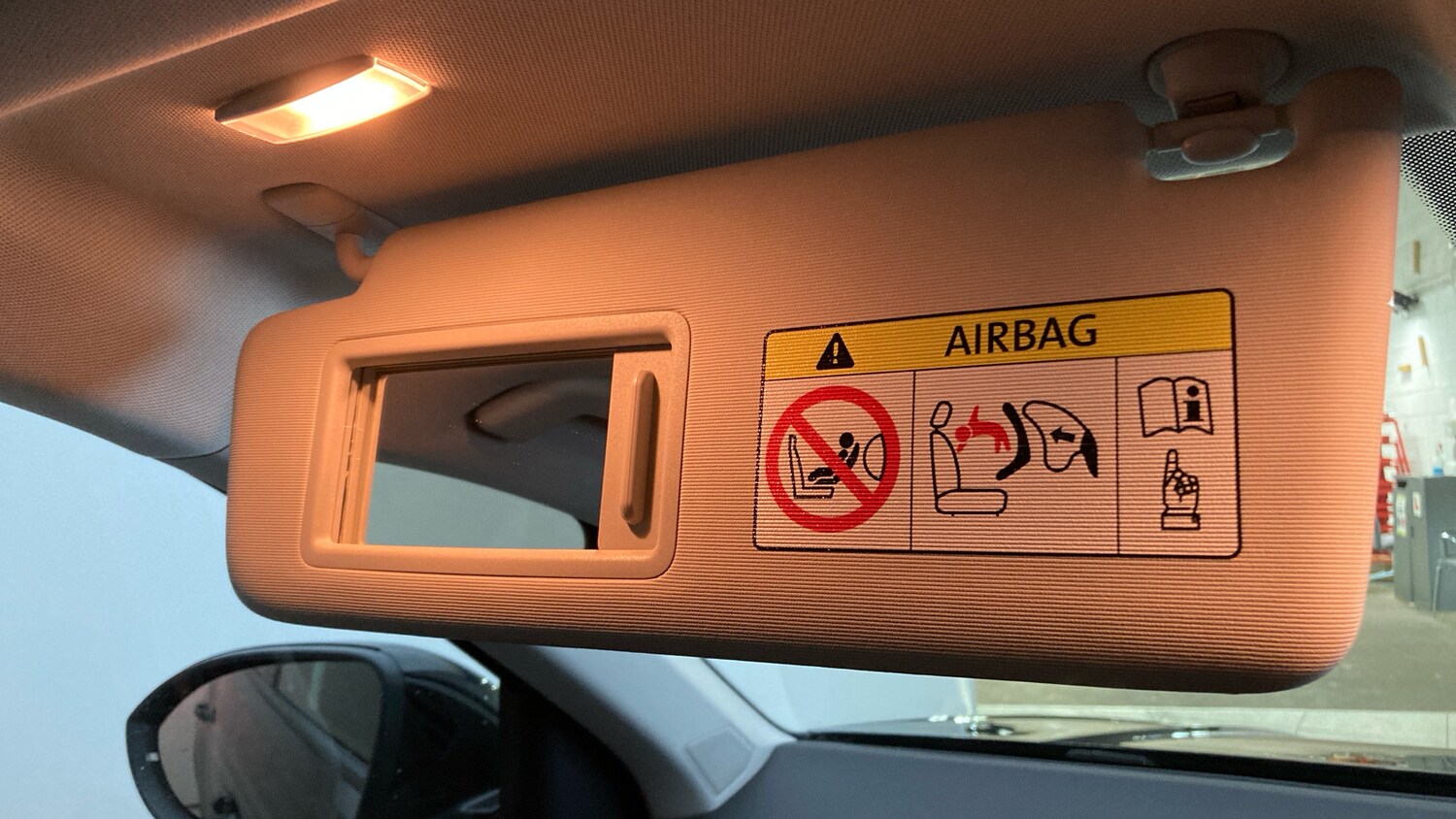 Used Volkswagen T-Roc 2025 for sale - 76234579: Photo 35