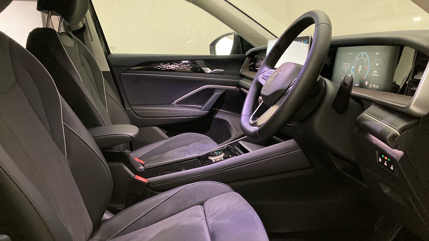 Used Volkswagen Touran 2025 for sale - 77640008: Photo 15