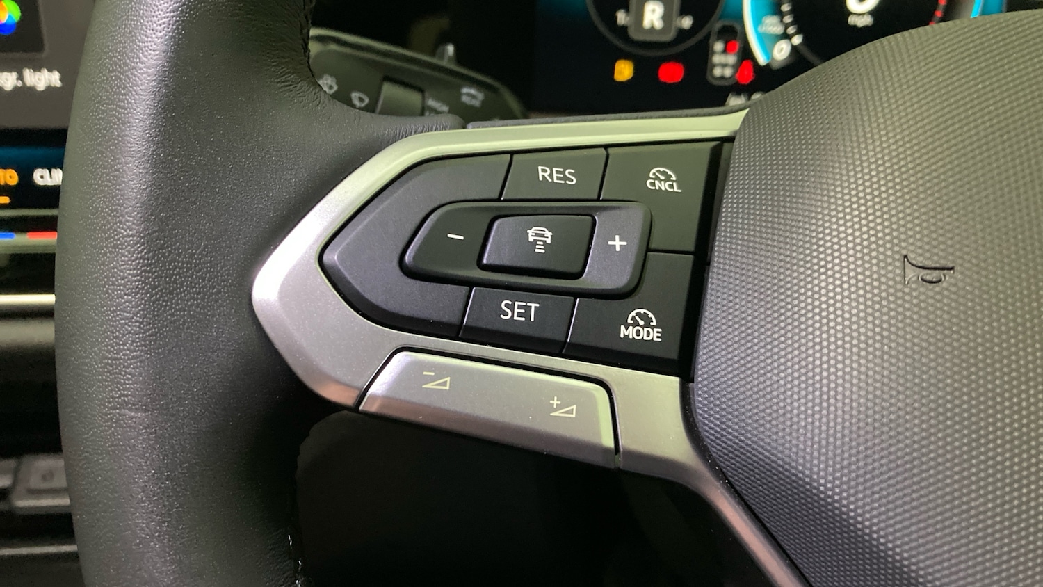 Used Volkswagen Touran 2025 for sale - 77640008: Photo 17