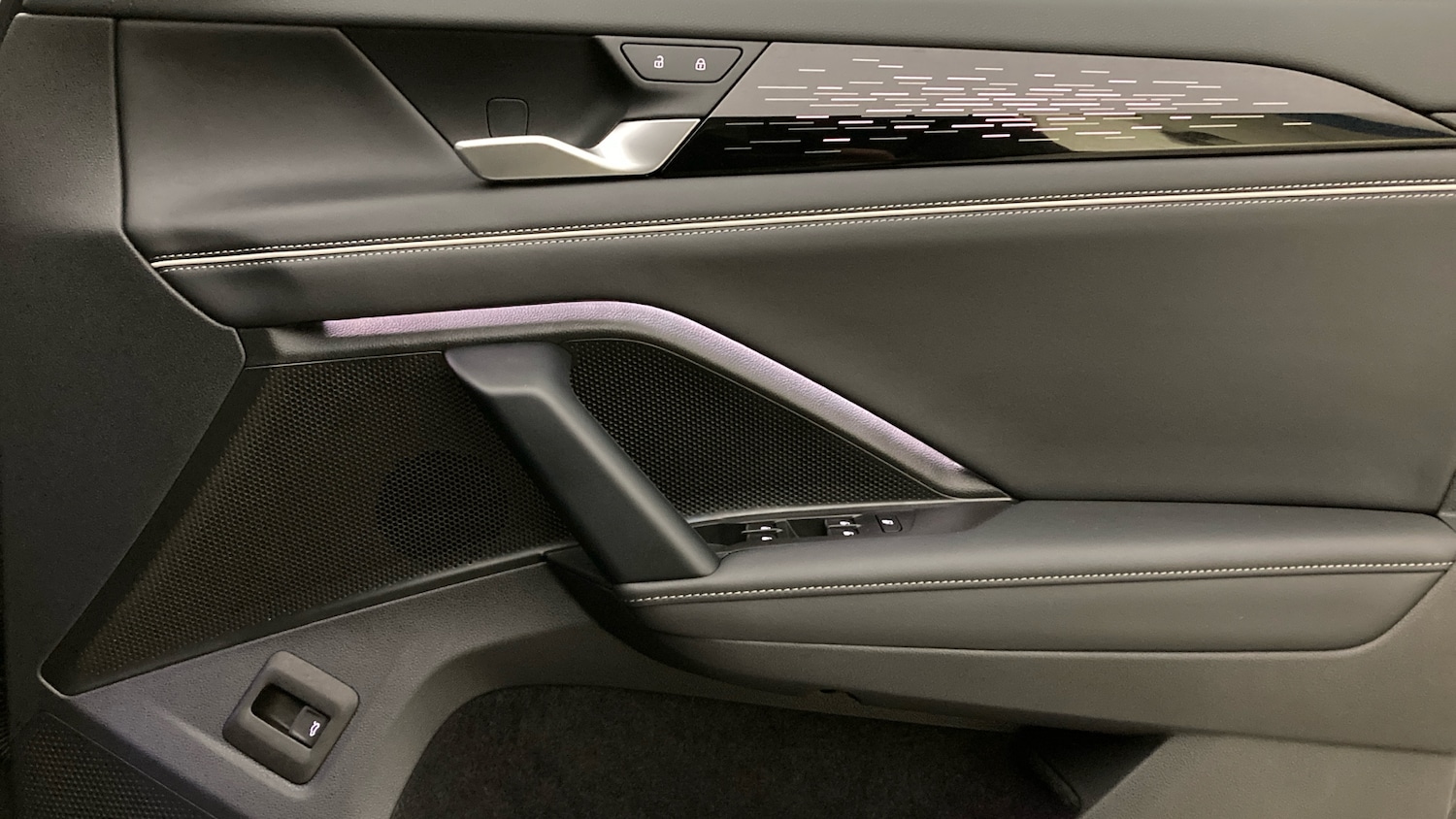 Used Volkswagen Touran 2025 for sale - 77640008: Photo 19