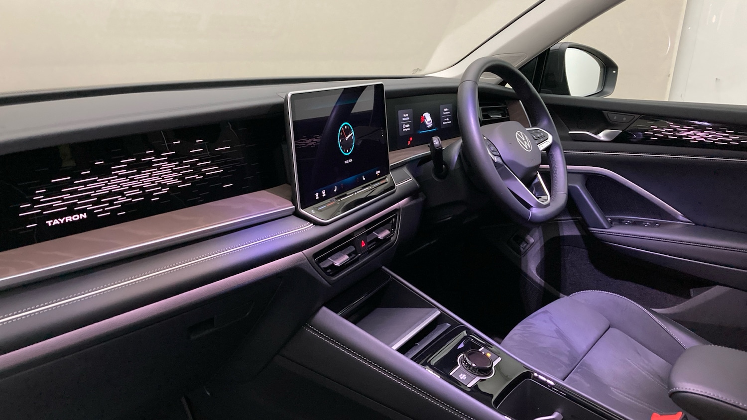 Used Volkswagen Touran 2025 for sale - 77640008: Photo 2