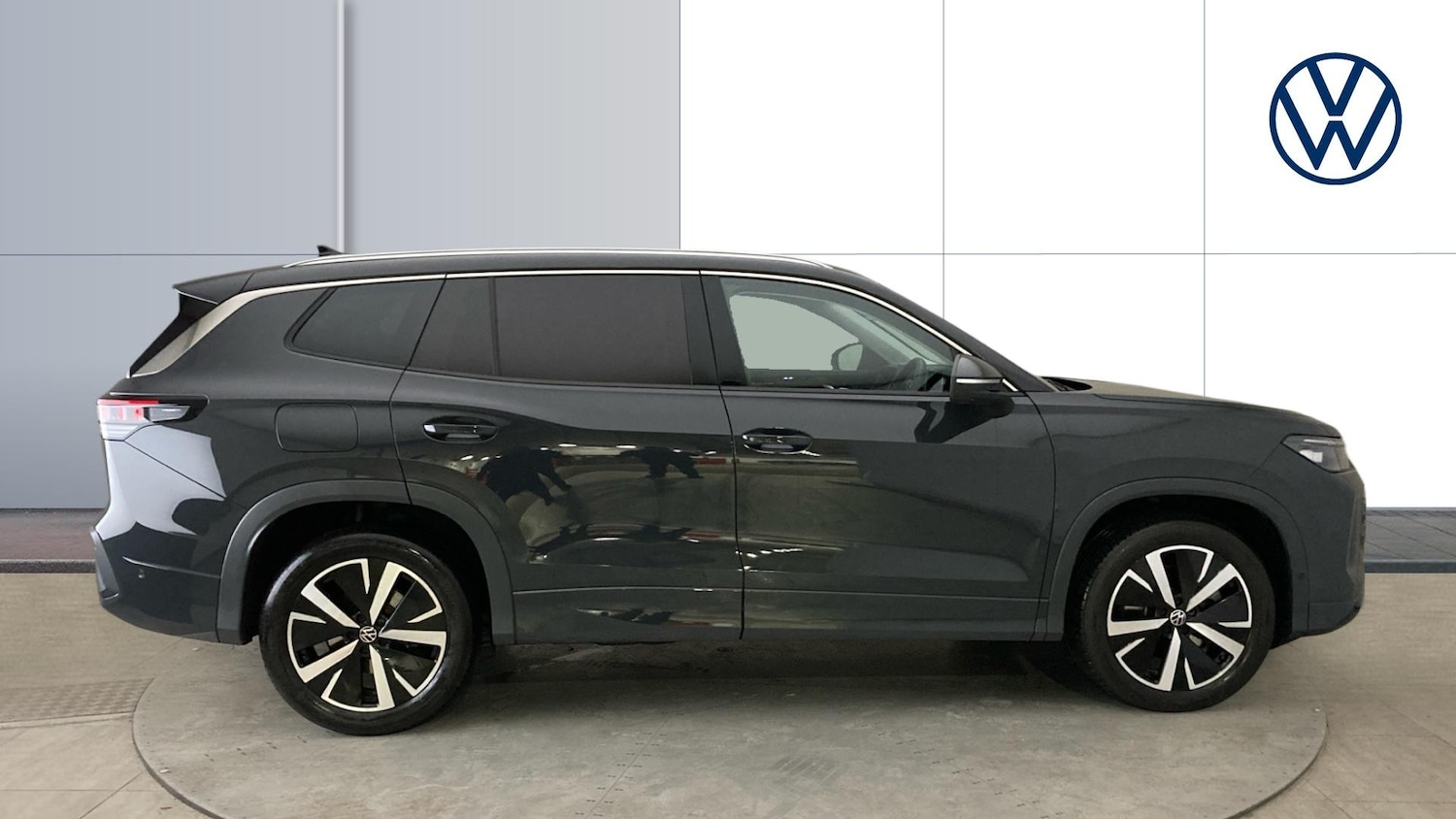 Used Volkswagen Touran 2025 for sale - 77640008: Photo 4