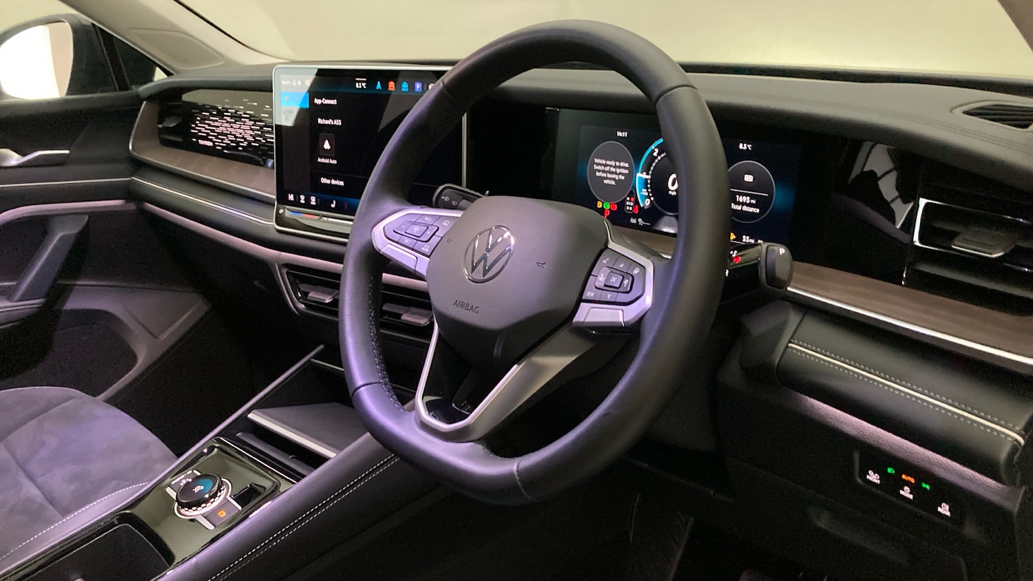 Used Volkswagen Touran 2025 for sale - 77640008: Photo 6