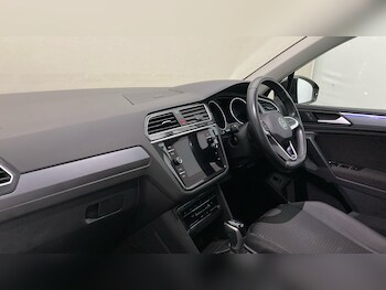 Used Volkswagen Tiguan 2022 for sale - 78190886: Photo