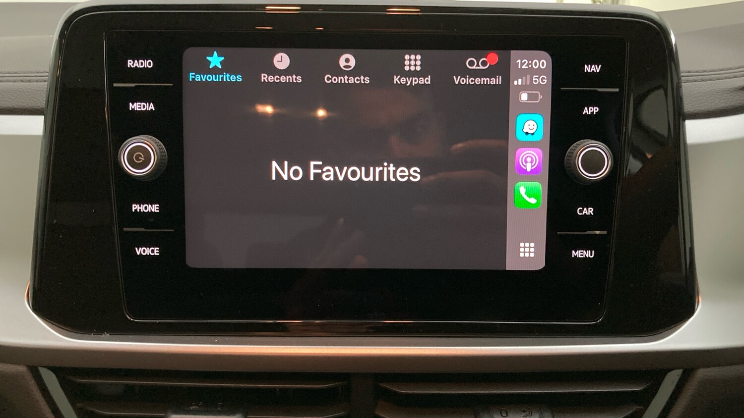 Used Volkswagen T-Roc 2025 for sale - 76796784: Photo 23