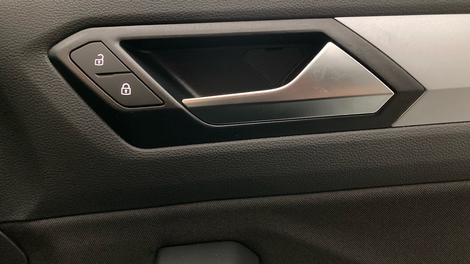 Used Volkswagen T-Roc 2025 for sale - 76796784: Photo 32