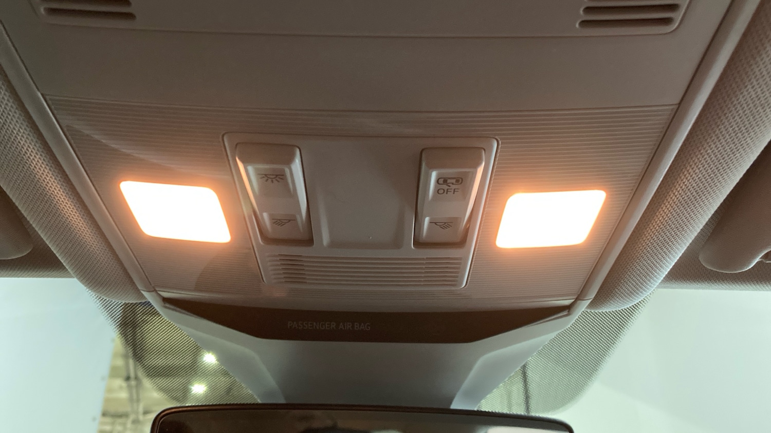 Used Volkswagen T-Roc 2025 for sale - 76796784: Photo 33