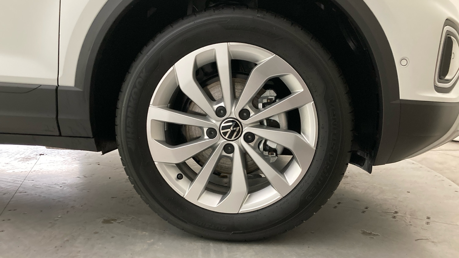 Used Volkswagen T-Roc 2025 for sale - 76796784: Photo 5