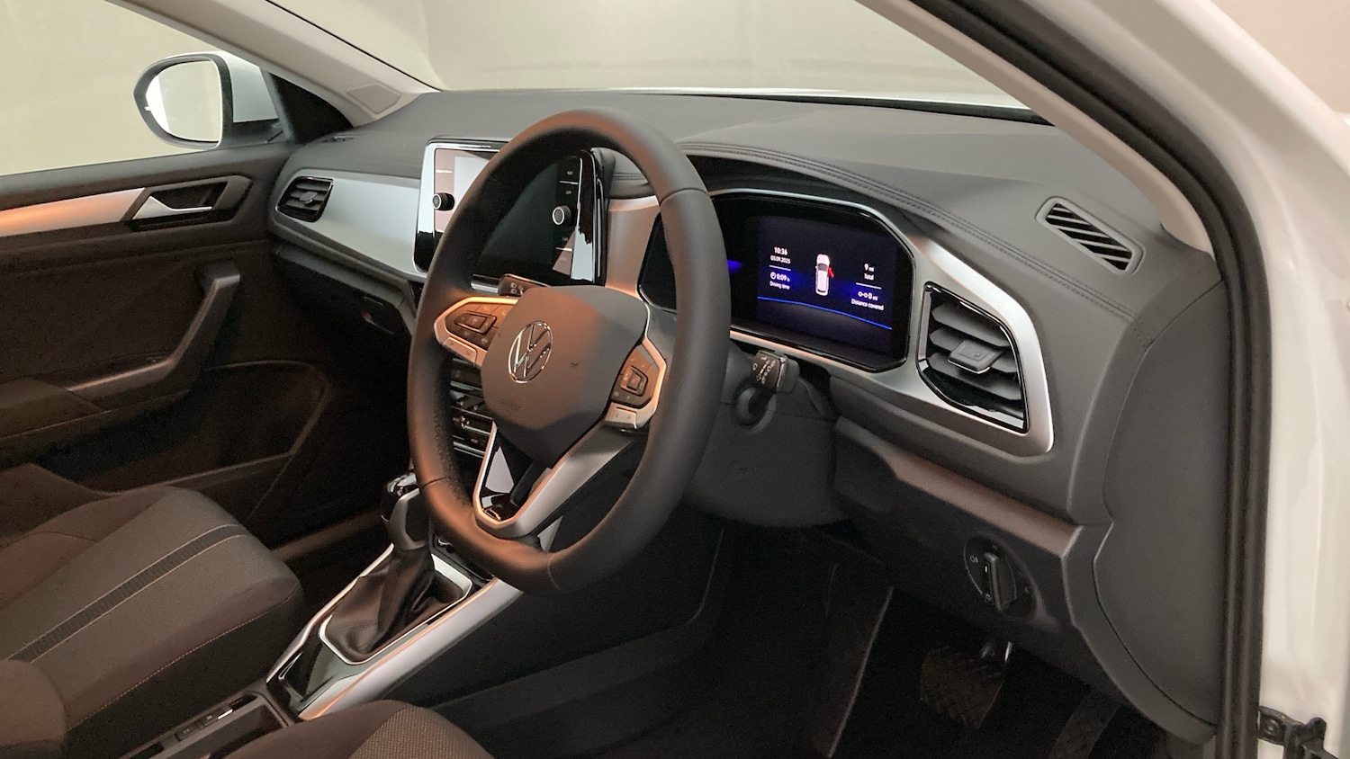 Used Volkswagen T-Roc 2025 for sale - 76796784: Photo 6