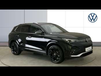 2025 (74) - 2.0 TDI R-Line 5dr DSG Diesel Estate