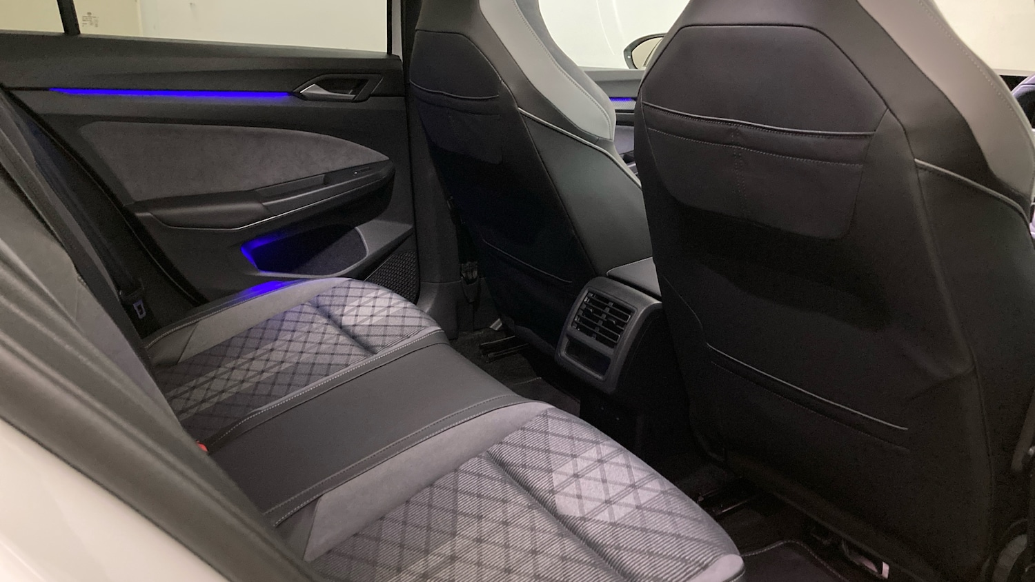 Used Volkswagen Golf 2024 for sale - 77901448: Photo 33