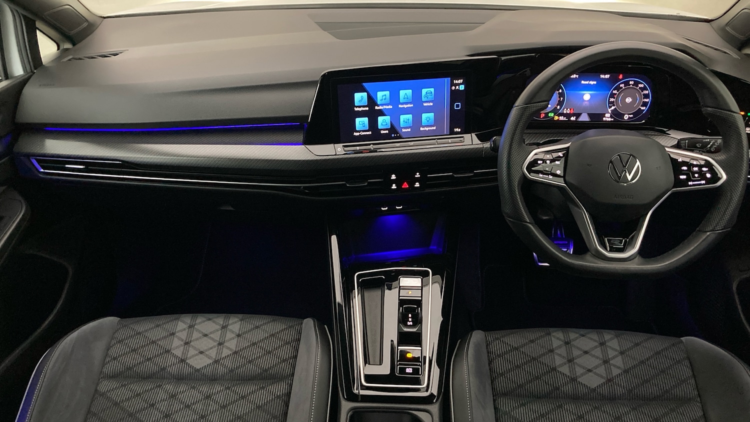 Used Volkswagen Golf 2024 for sale - 77901448: Photo 9