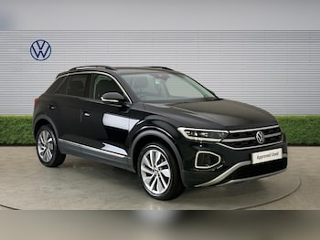 Used Volkswagen T-Roc 2023 for sale - 78859227: Photo