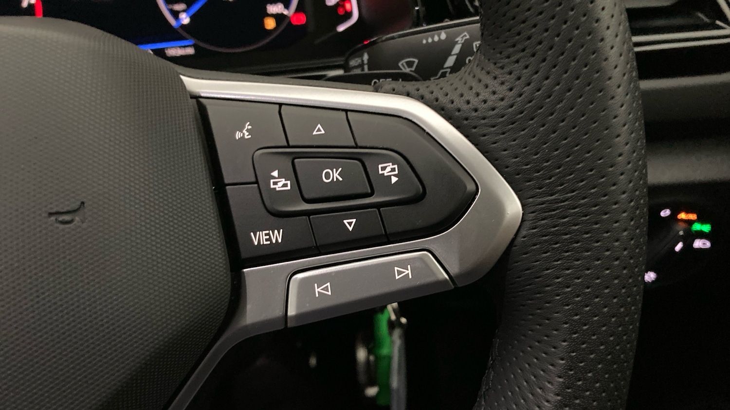 Used Volkswagen T-Roc 2025 for sale - 76554861: Photo 18