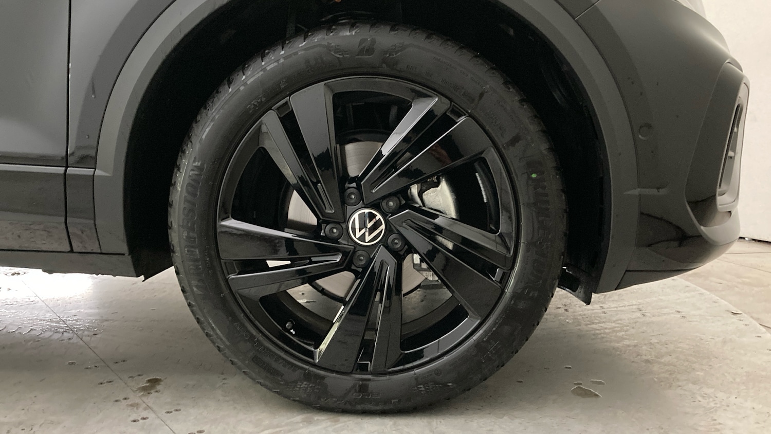 Used Volkswagen T-Roc 2025 for sale - 76554861: Photo 5