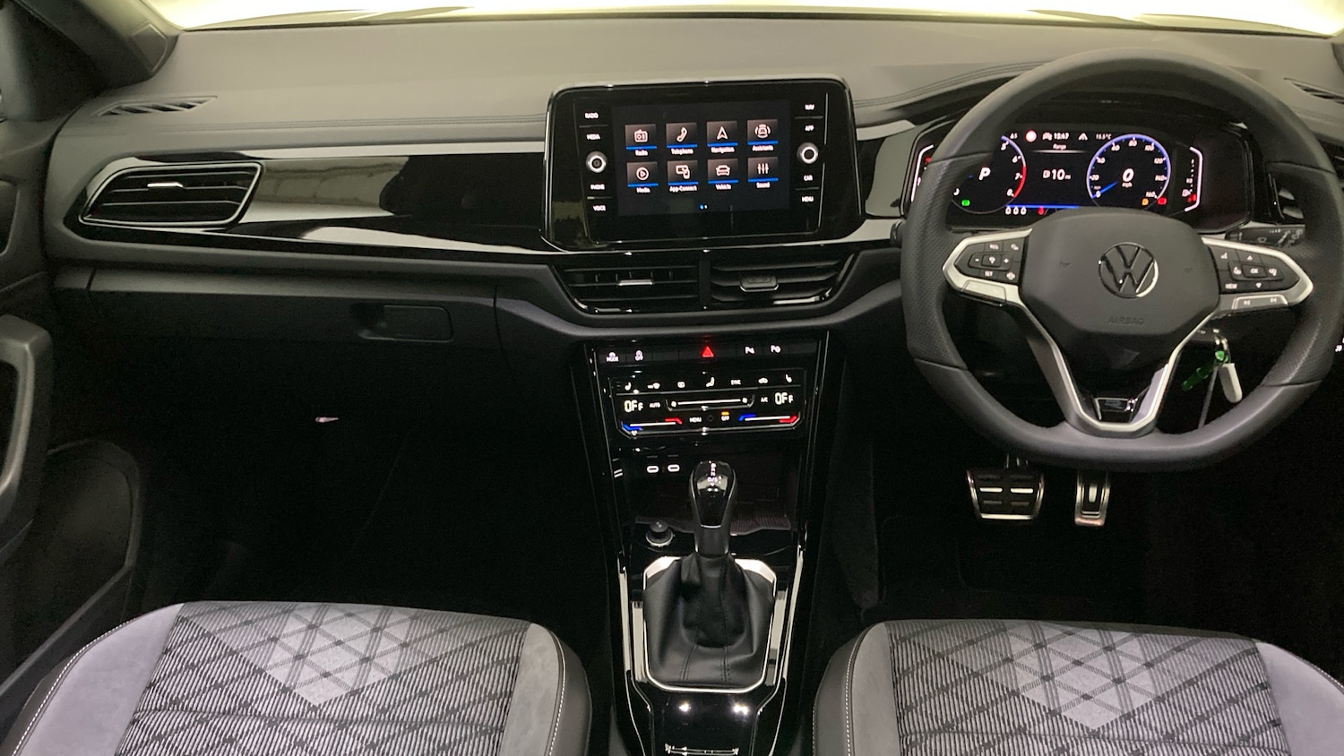 Used Volkswagen T-Roc 2025 for sale - 76554861: Photo 9