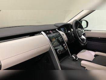 Used Land Rover Discovery 2022 for sale - 78555950: Photo