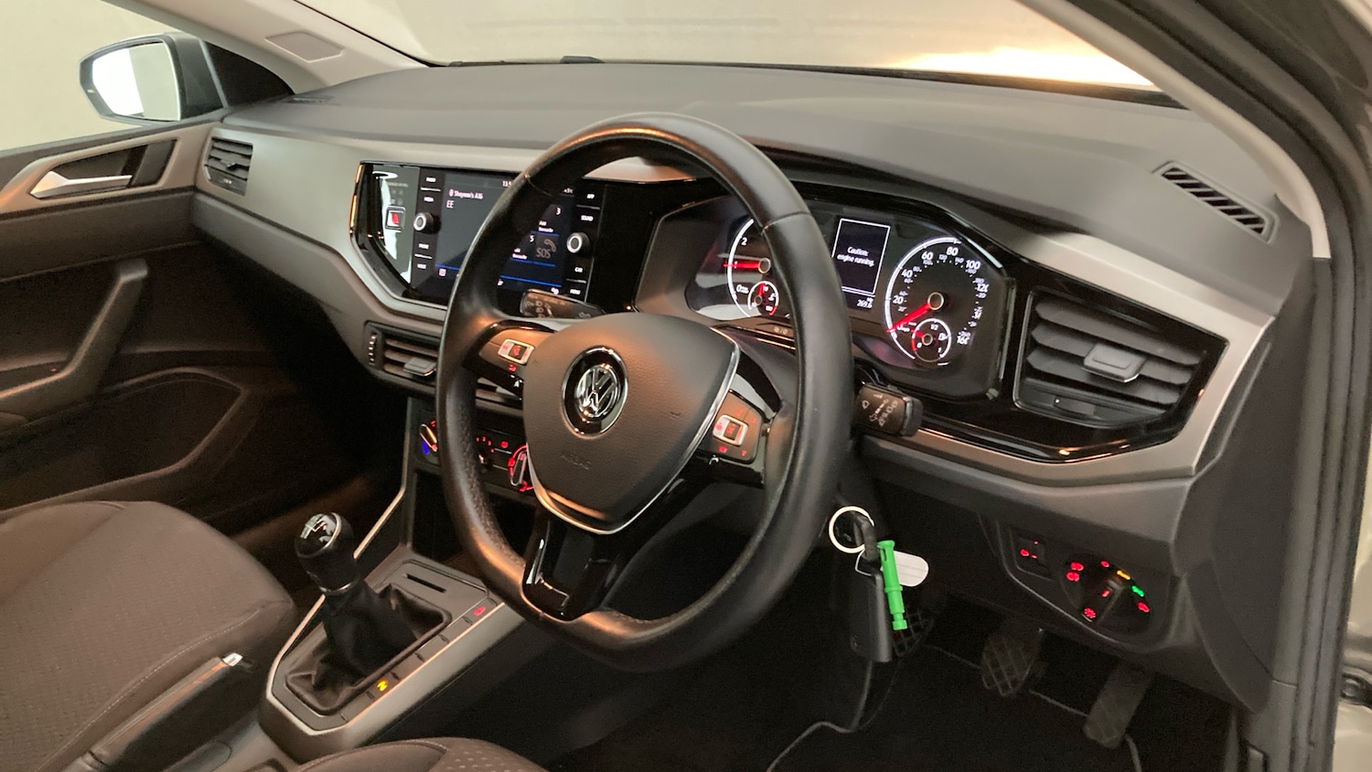 Used Volkswagen Polo 2020 for sale - 76357751: Photo 6