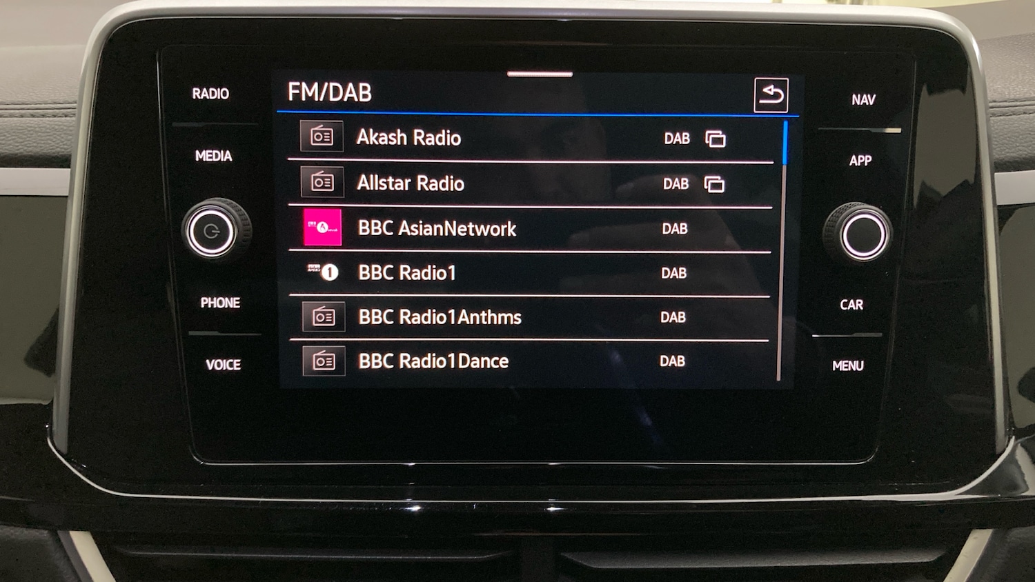 Used Volkswagen T-Roc 2022 for sale - 76734340: Photo 28