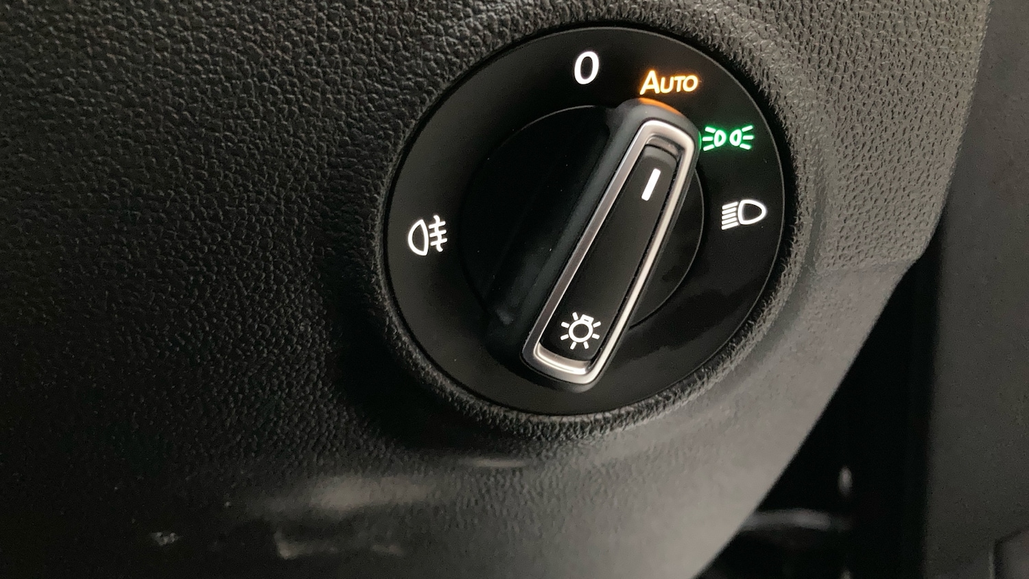 Used Volkswagen T-Roc 2022 for sale - 76734340: Photo 30