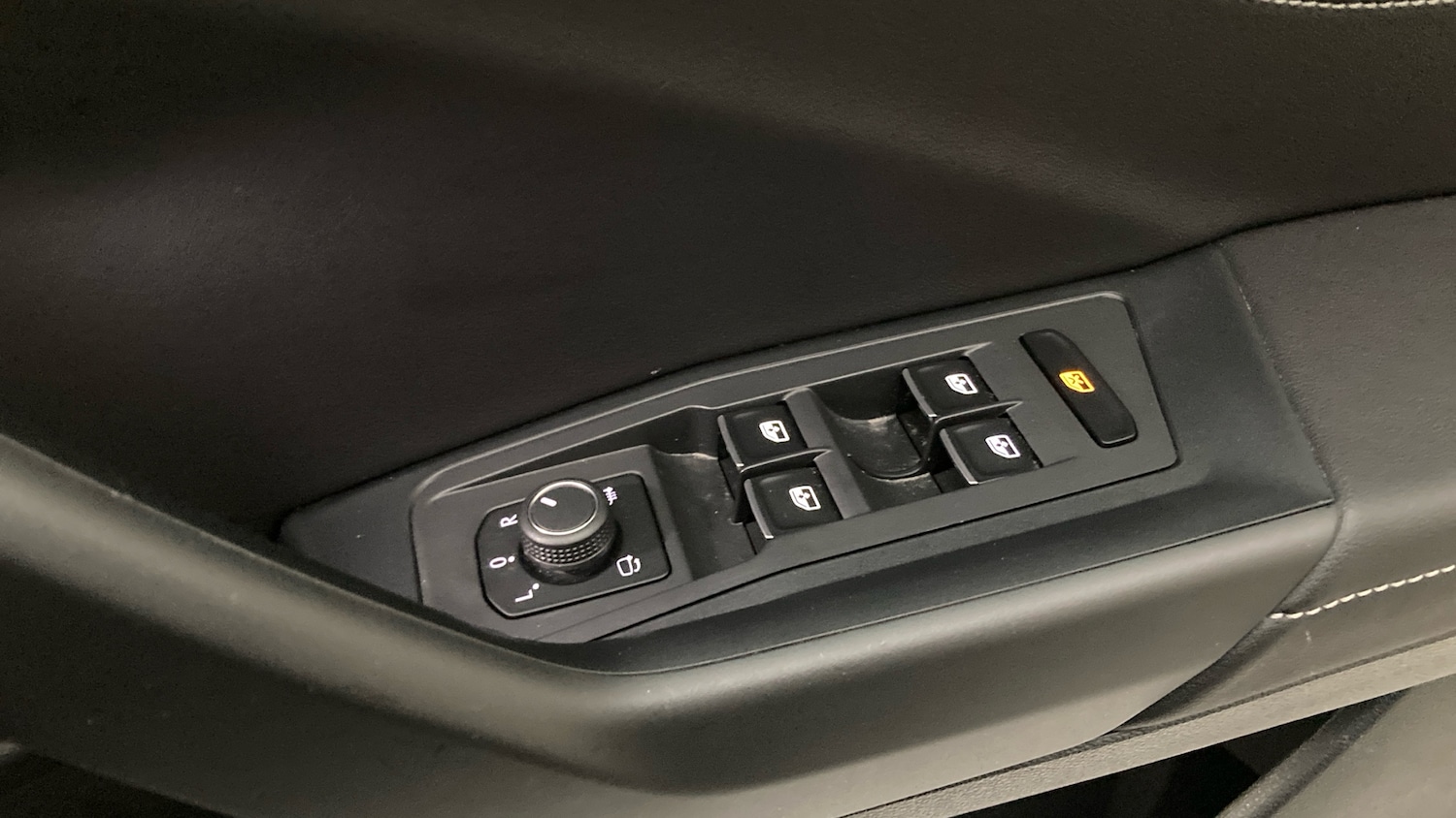 Used Volkswagen T-Roc 2022 for sale - 76734340: Photo 31