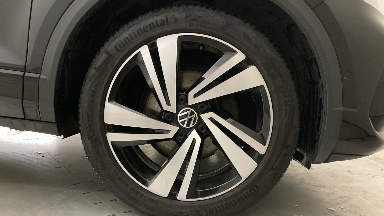 Used Volkswagen T-Roc 2022 for sale - 76734340: Photo 5